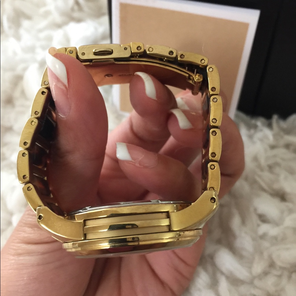 ❗️SOLD❗️Michael Kors